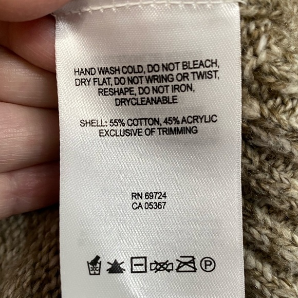 EUC Women’s Columbia Size Large Cowl Neck Sweater in Broad Horizontal Stripes - Picture 9 of 9